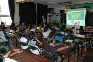 20080703東山東小学校禁煙教育風景１